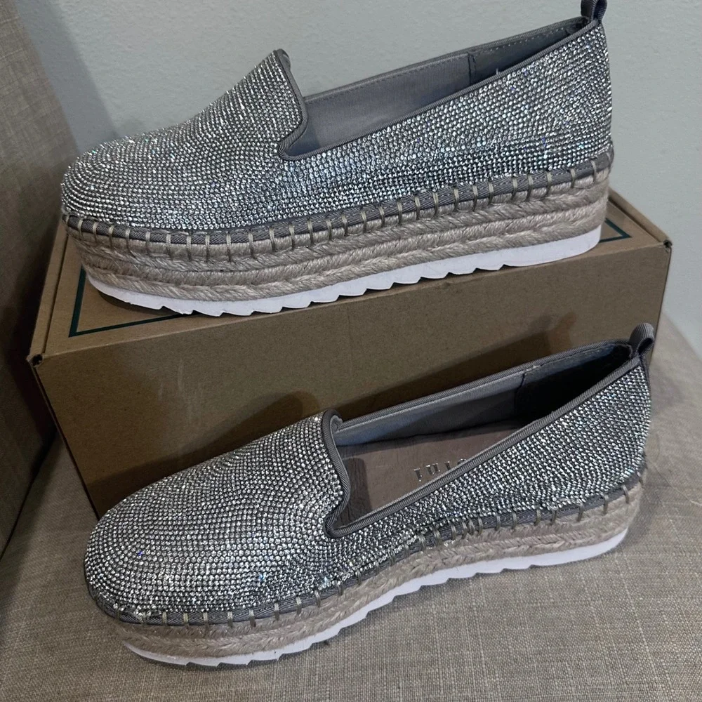 Gianni Bini Women's Silver Rhinestone Espadrille Slip On Flats Shoes Size‎ 6M